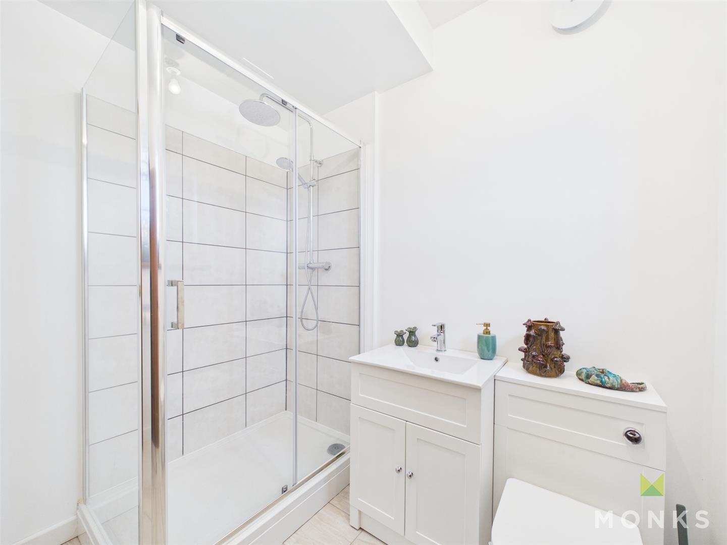 23 Harlescott Crescent, Shrewsbury, SY1 3AU For Sale